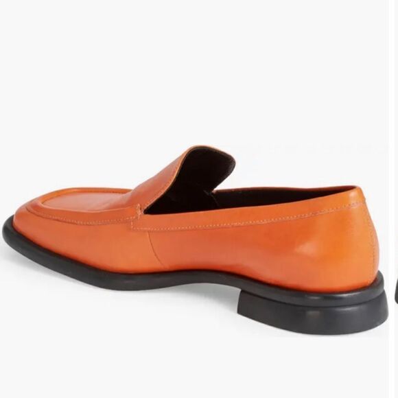 Vagabond Briitie Loafer - Picture 2 of 9